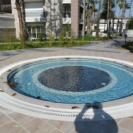 Apartman Outstanding 3 Bed Duplex In Popular Gated Community