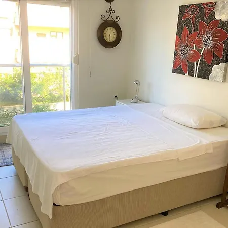 Apartman Outstanding 3 Bed Duplex In Popular Gated Community Side