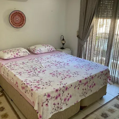 Apartman Outstanding 3 Bed Duplex In Popular Gated Community *